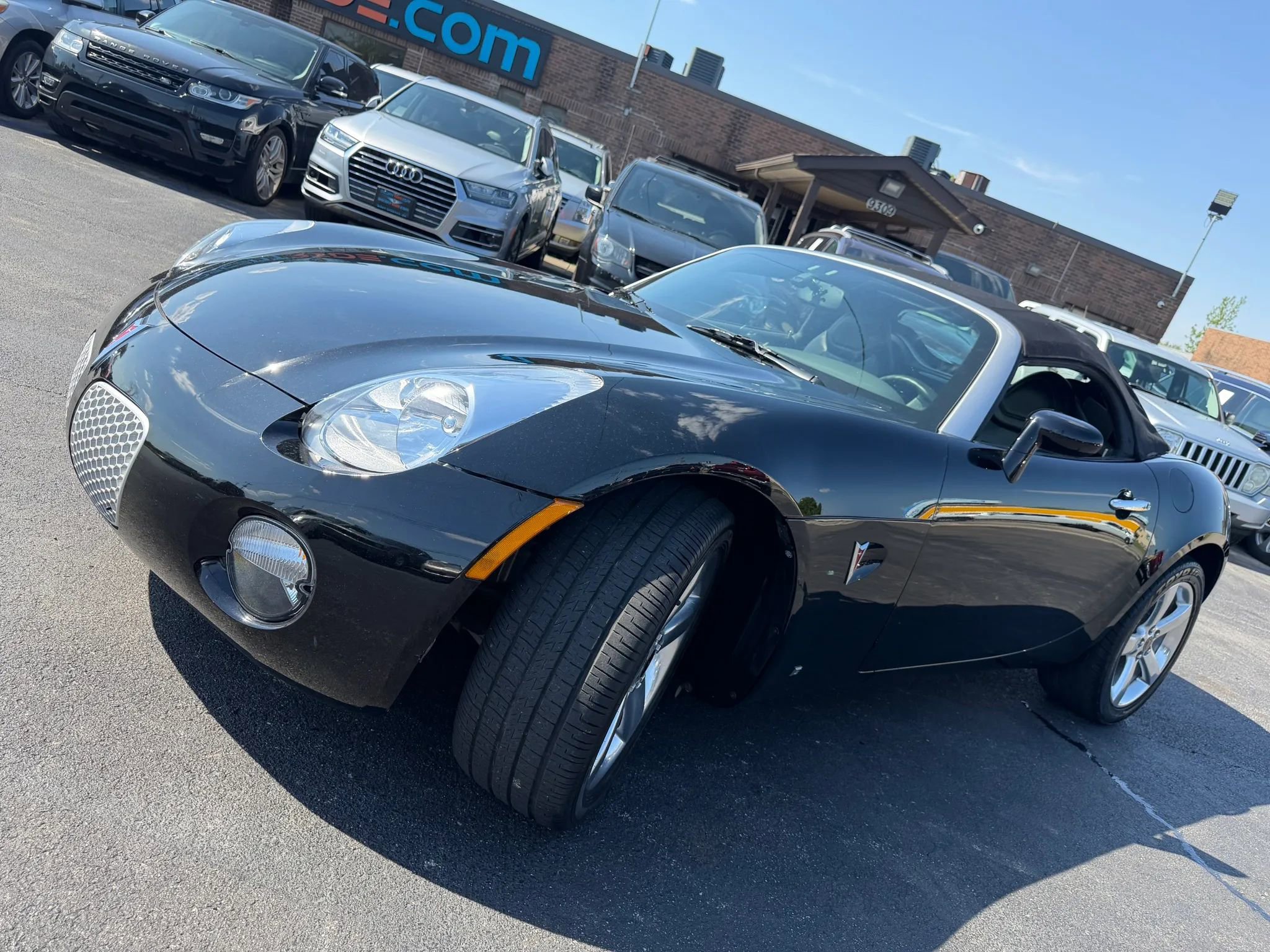 Used 2006 Pontiac Solstice Convertible w/ Premium Package image 52