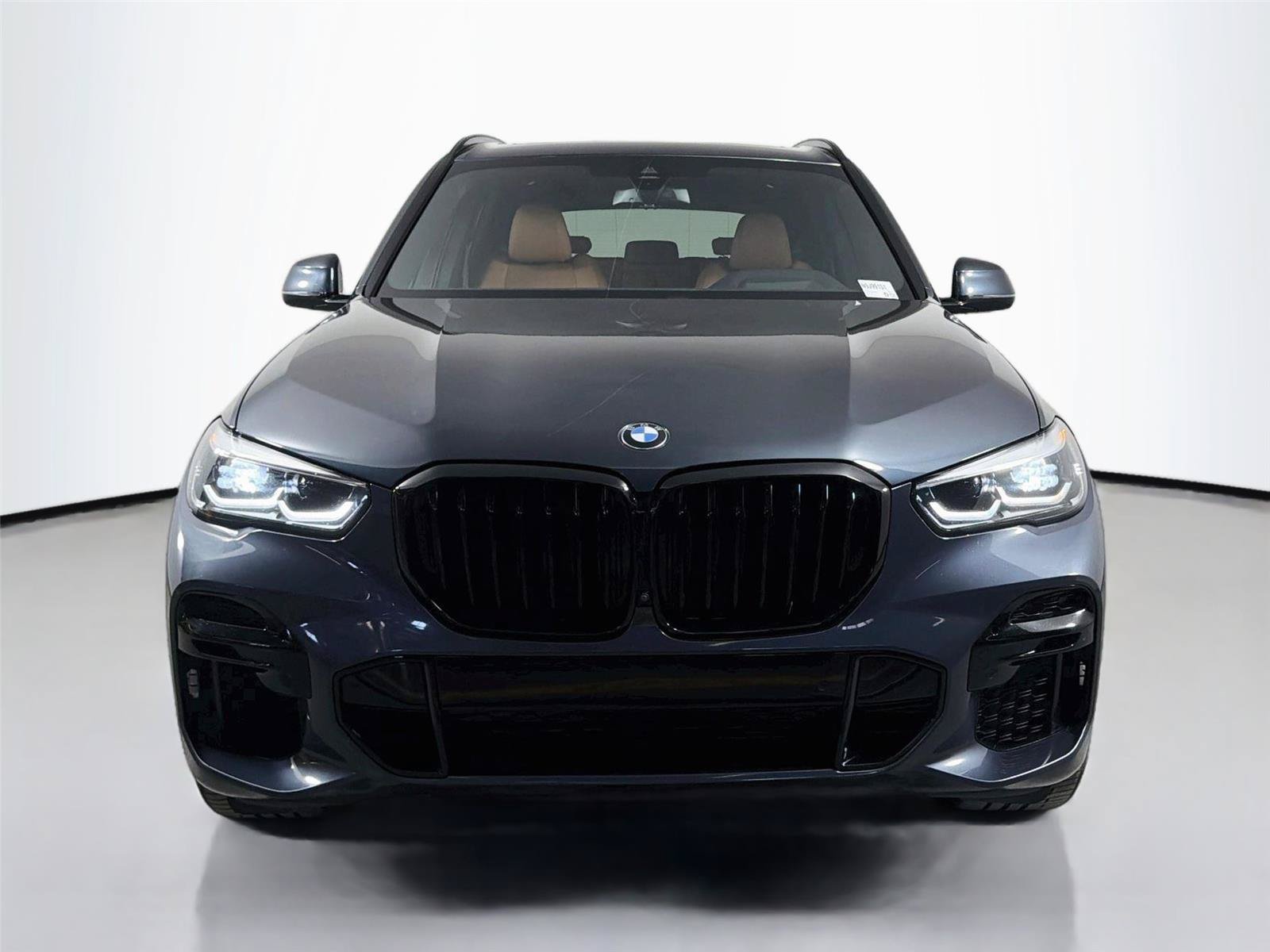 Used 2022 BMW X5 sDrive40i w/ M Sport Package RWD image 2