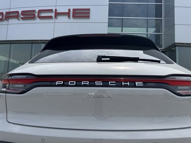 New 2025 Porsche Macan image 12