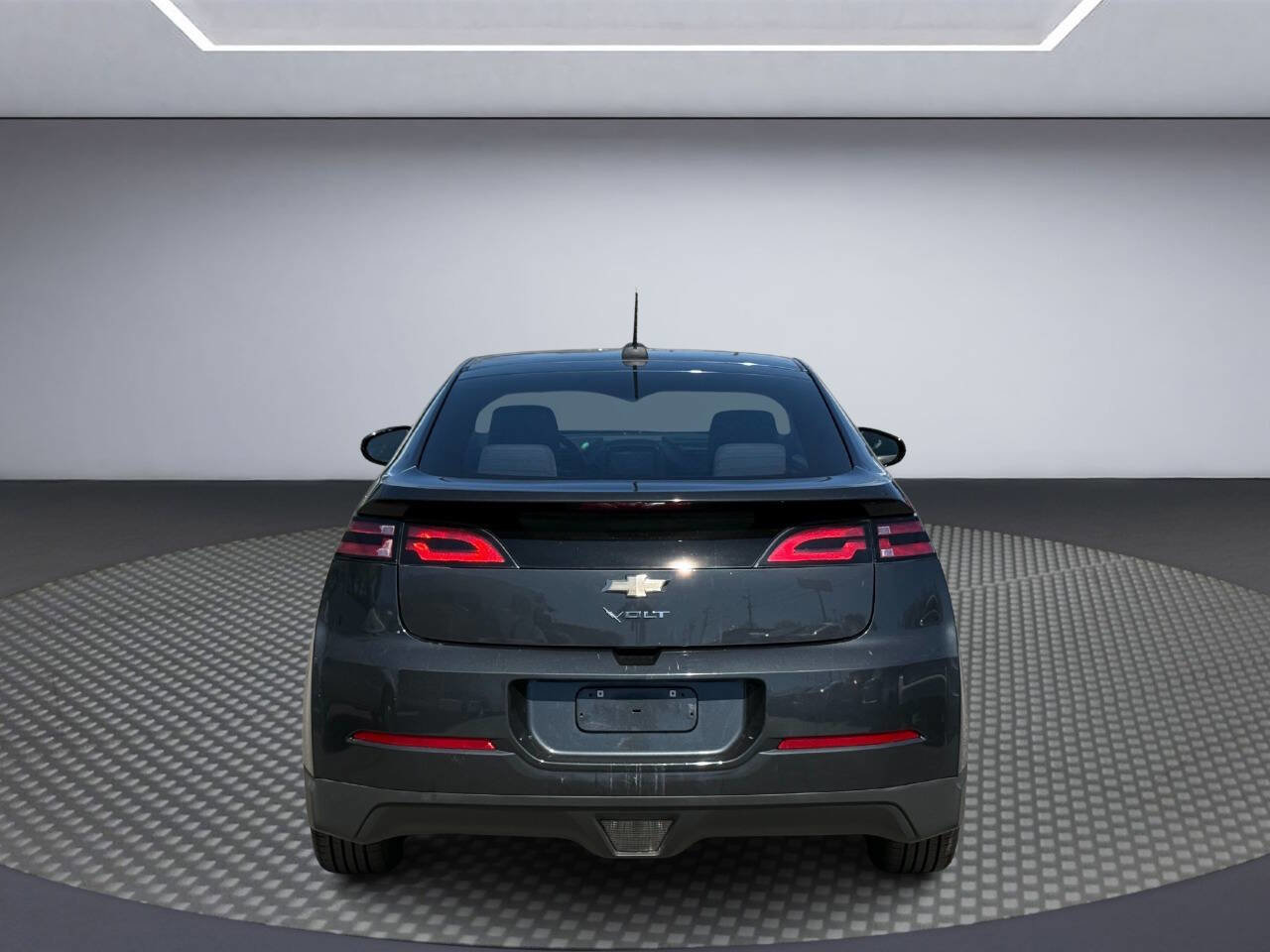 Used 2015 Chevrolet Volt FWD image 7