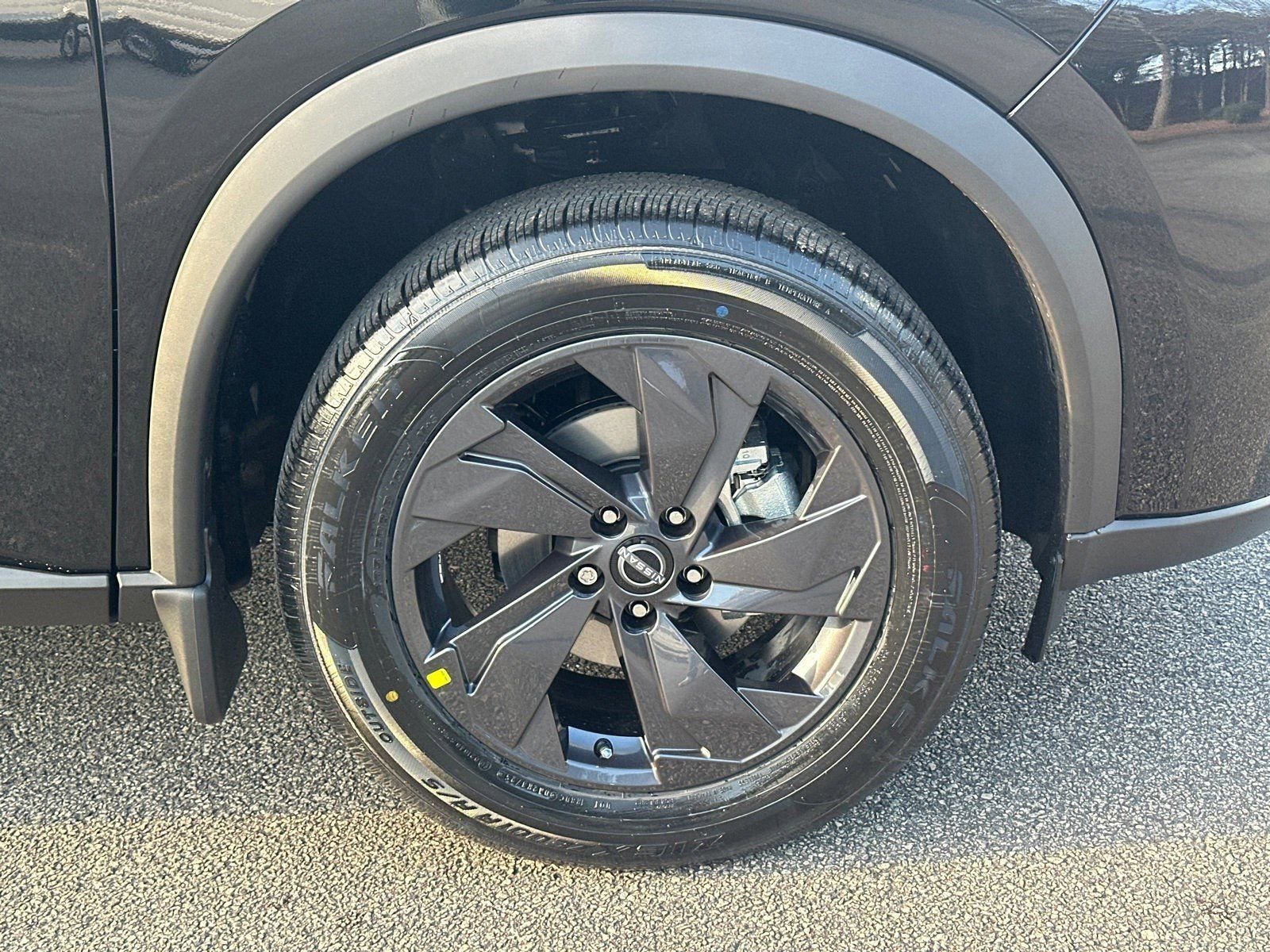 New 2026 Nissan Rogue SV FWD image 12