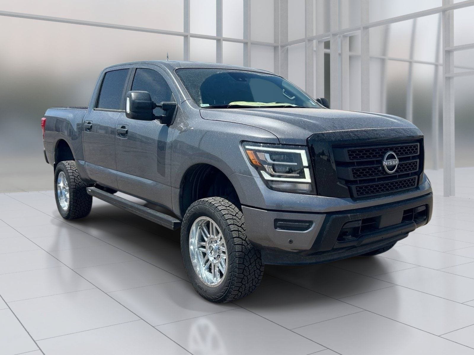 Certified 2024 Nissan Titan SV w/ SV Convenience Package AWD/4WD image 3