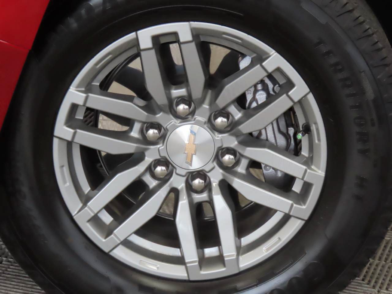 Used 2026 Chevrolet Colorado LT AWD/4WD image 7