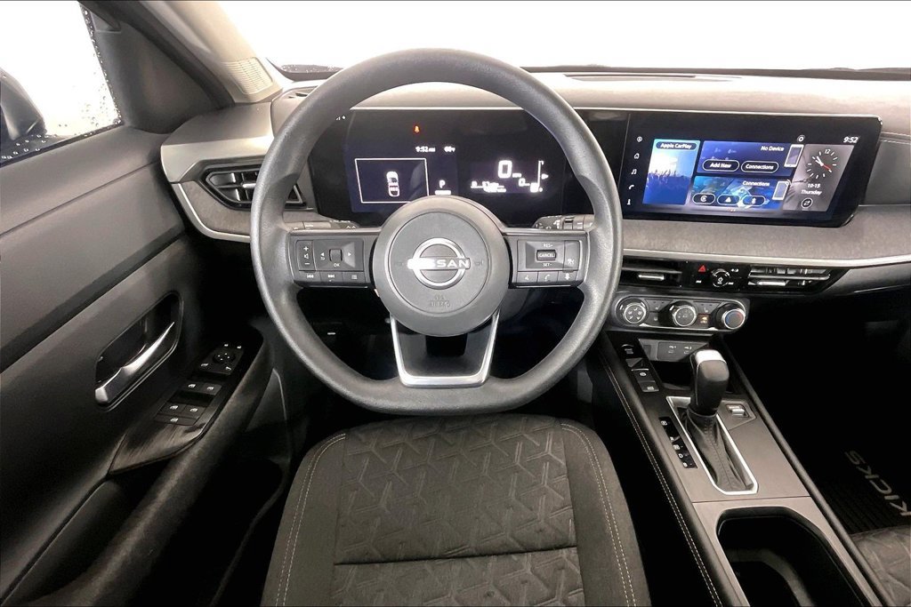 Certified 2025 Nissan Kicks SV w/ SV Premium Package AWD/4WD image 6