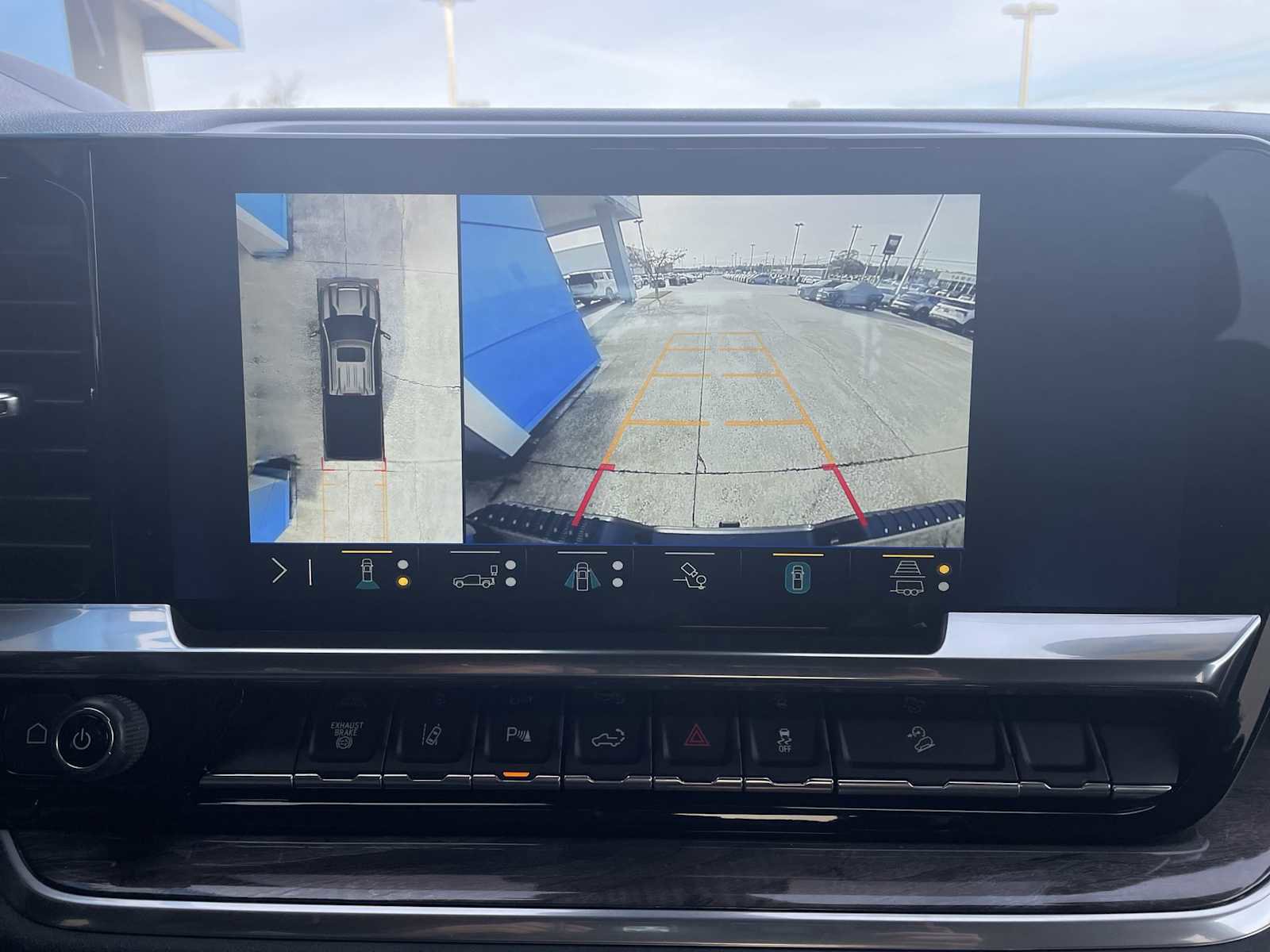 Certified 2024 Chevrolet Silverado 2500 LTZ w/ LTZ Plus Package image 15