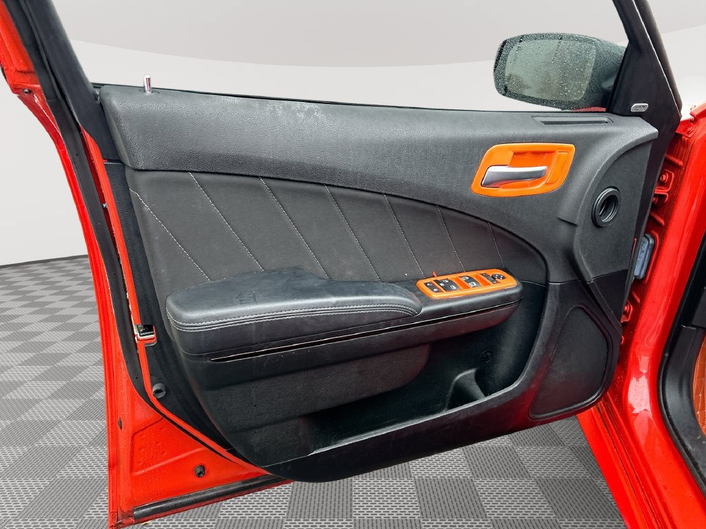 Used 2022 Dodge Charger R/T w/ Blacktop Package RWD image 25
