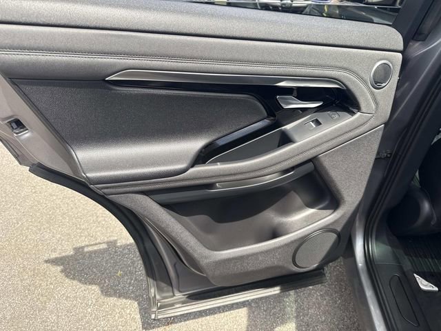 Used 2020 Land Rover Range Rover Evoque SE AWD/4WD image 19