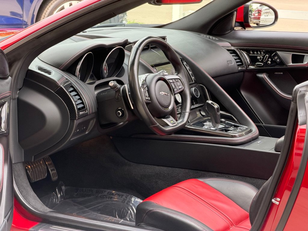 Used 2016 Jaguar F-TYPE R AWD/4WD image 23