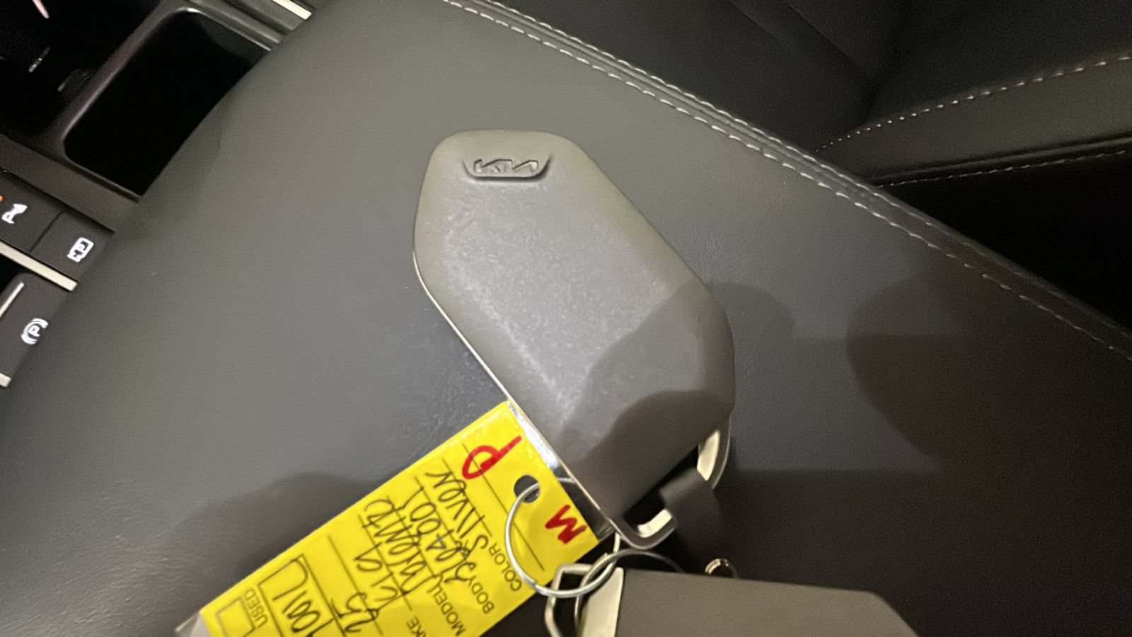 Used 2025 Kia Sorento S w/ Panoramic Sunroof Package FWD image 21