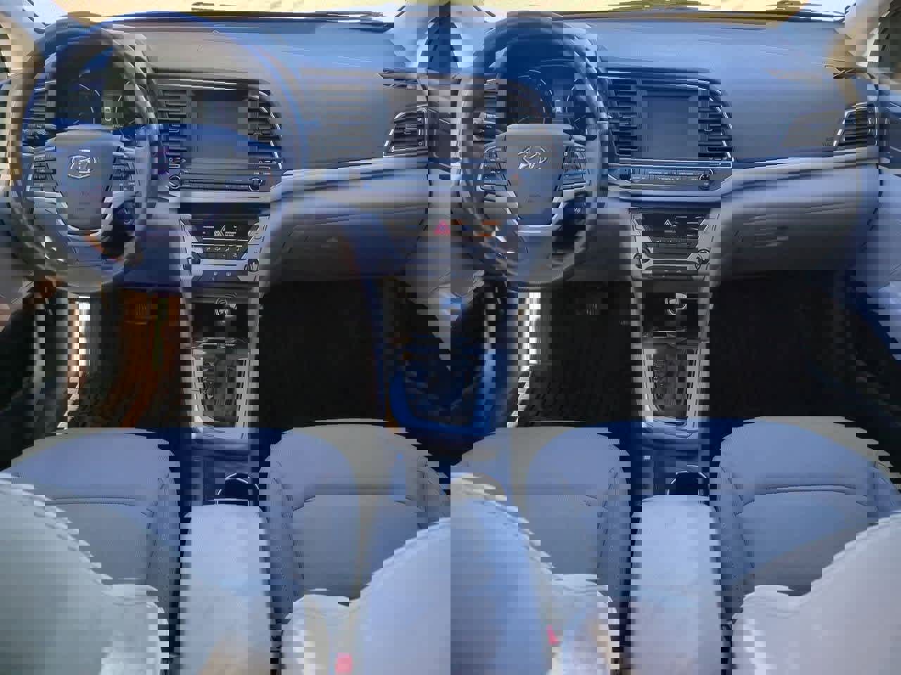 Used 2018 Hyundai Elantra SEL image 13