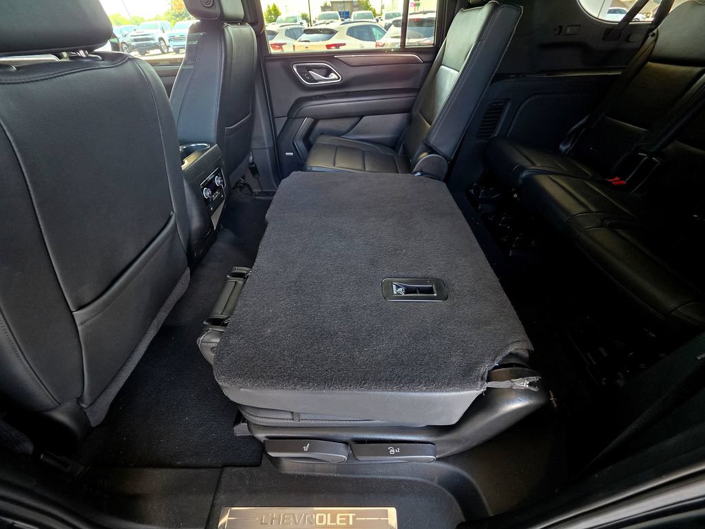 Used 2024 Chevrolet Suburban LT AWD/4WD image 64