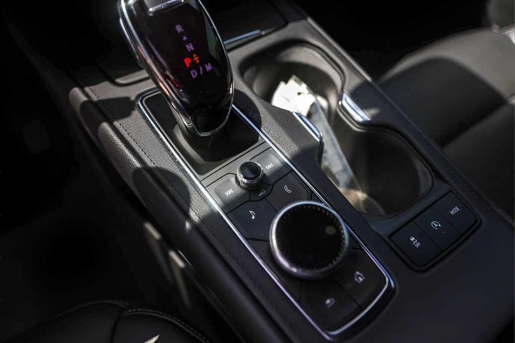 Certified 2023 Cadillac XT4 Premium Luxury FWD image 20
