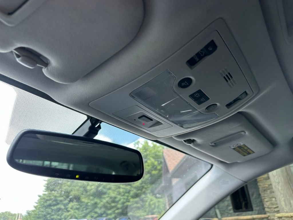 Used 2014 Lexus IS 350 w/ Navigation Package RWD image 21