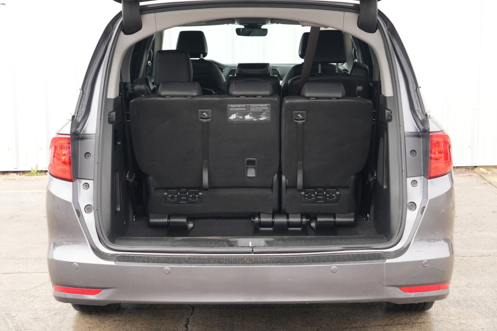 Used 2023 Honda Odyssey Touring image 9