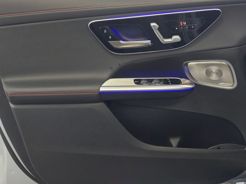 Used 2025 Mercedes-Benz GLC 43 AMG 4MATIC Coupe image 34