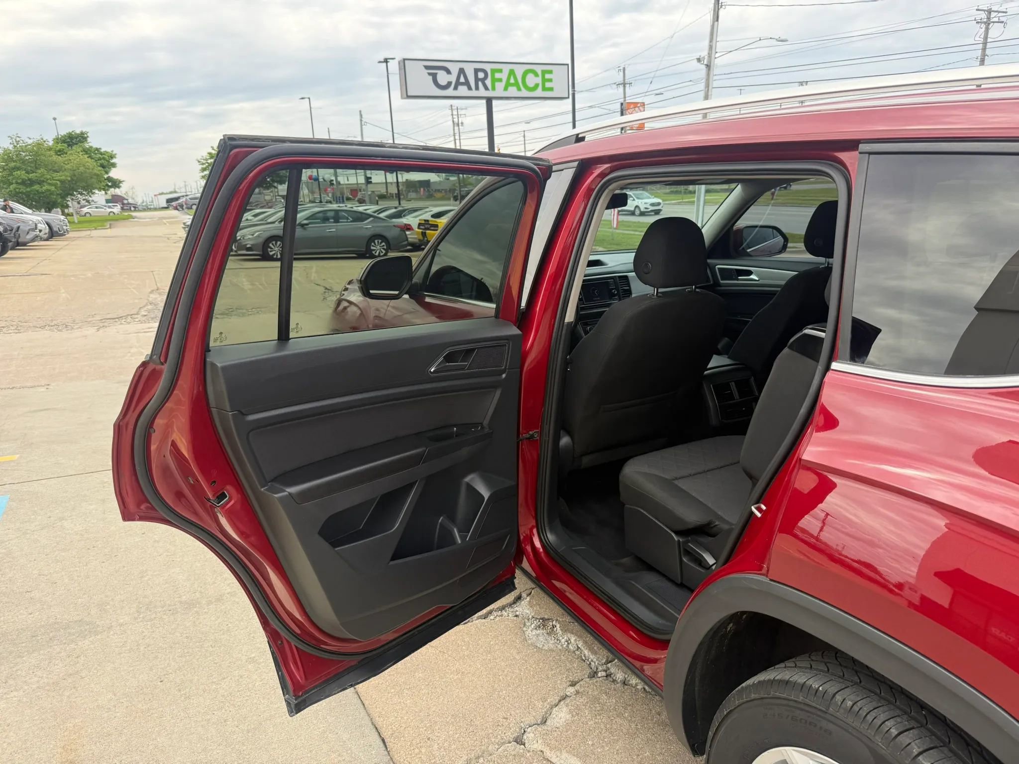 Used 2018 Volkswagen Atlas S AWD/4WD image 19