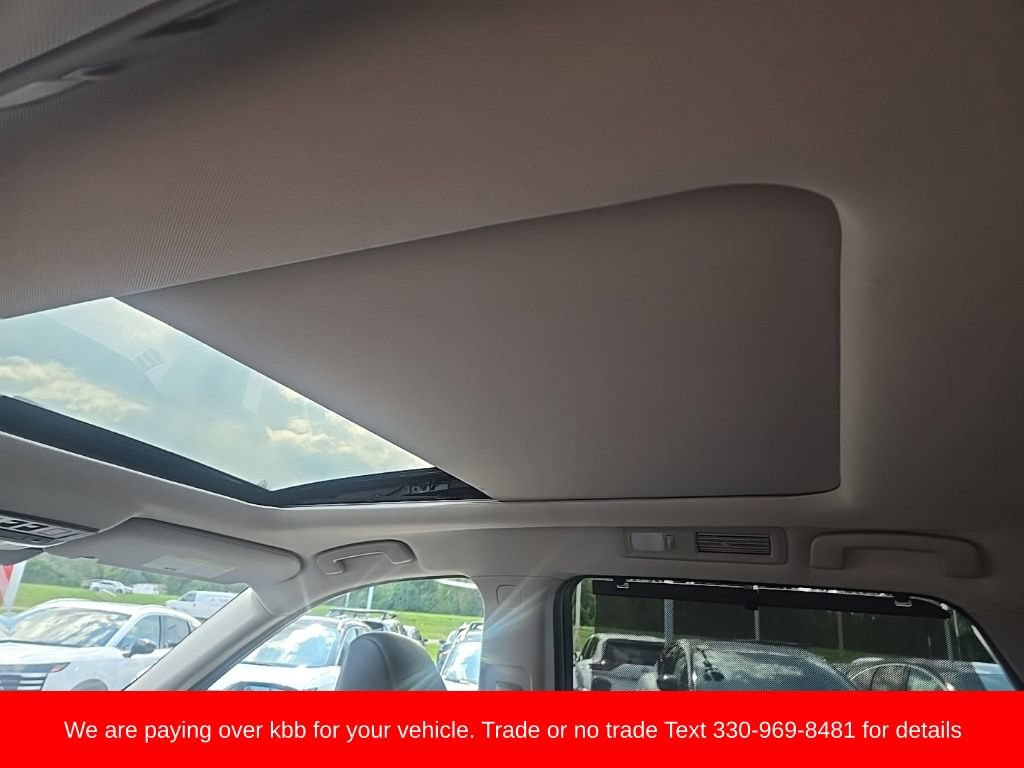 Used 2022 Nissan Pathfinder Platinum AWD/4WD image 48