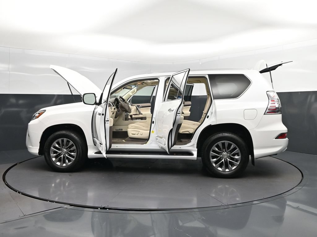 Used 2019 Lexus GX 460 Luxury AWD/4WD image 47