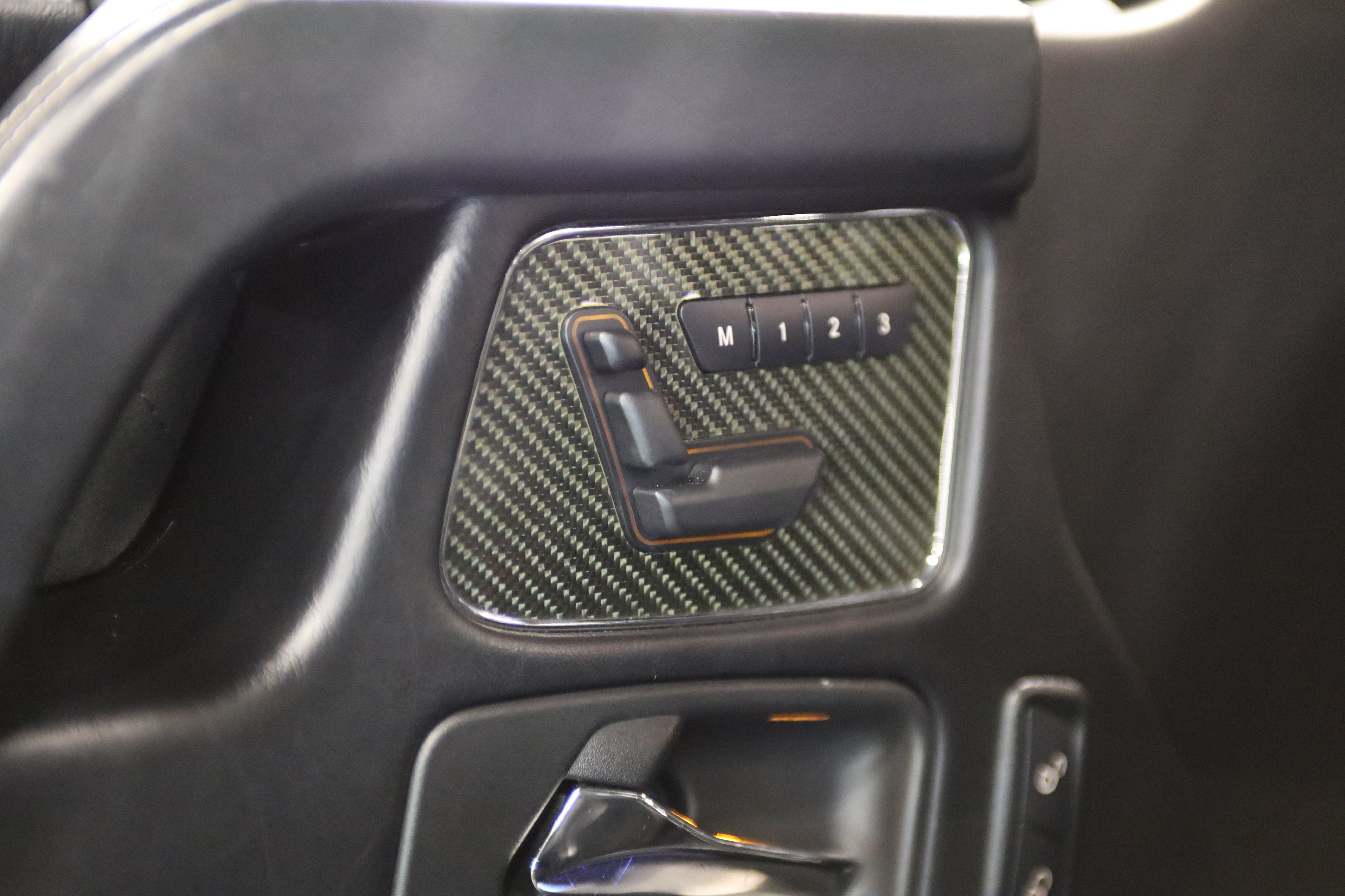 Used 2018 Mercedes-Benz G 550 Squared image 17
