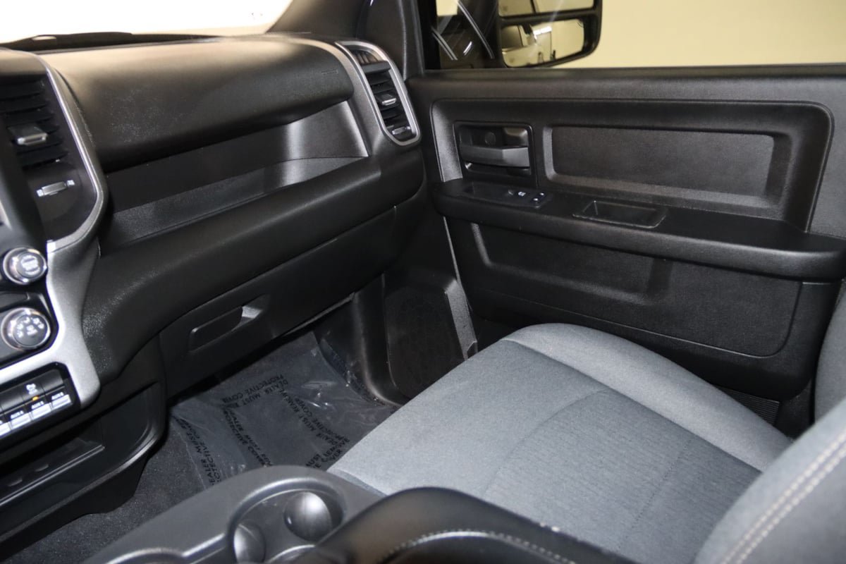 Used 2024 RAM 2500 Tradesman w/ Chrome Appearance Group AWD/4WD image 52