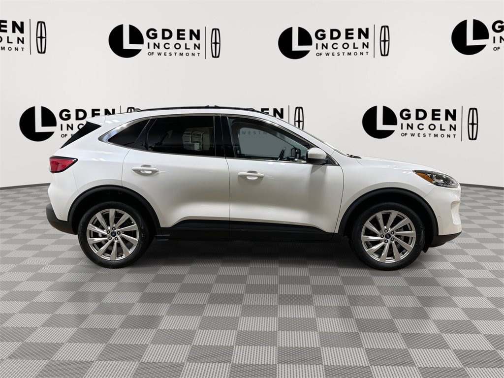 Used 2022 Ford Escape Titanium w/ Titanium Elite Package image 9