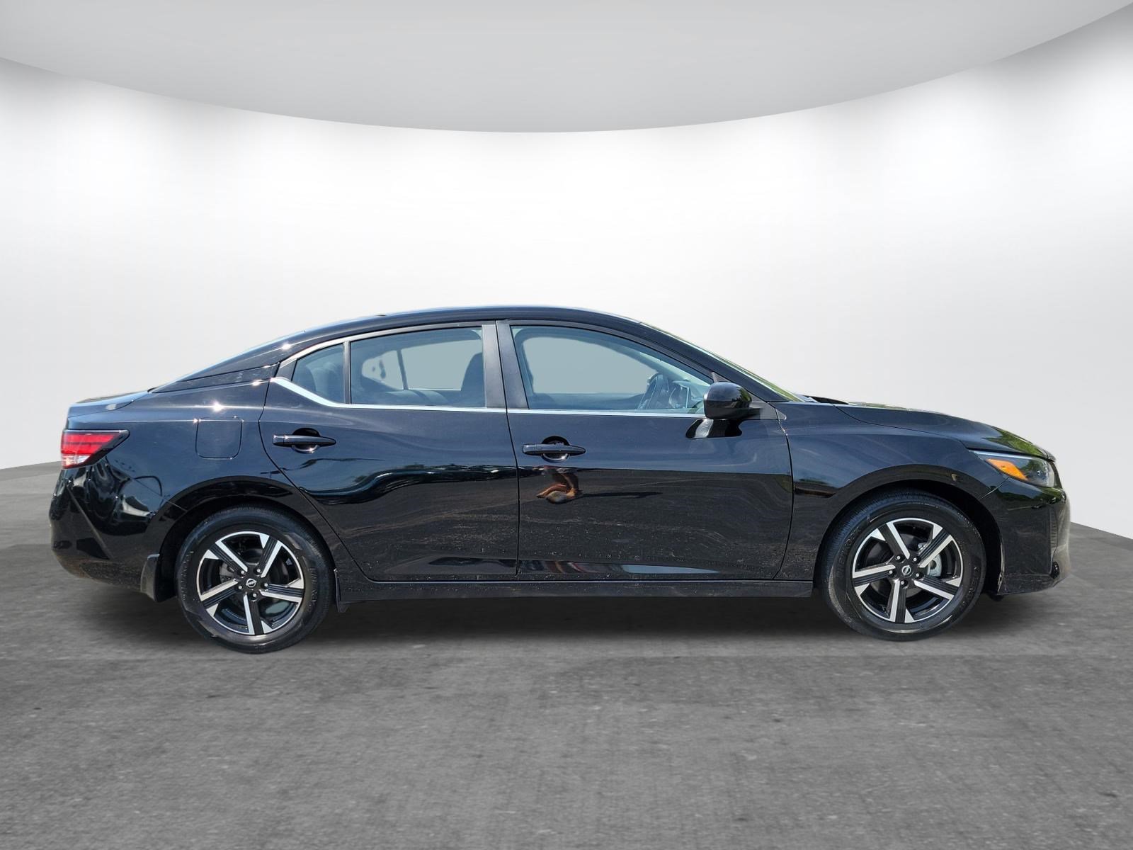 Used 2025 Nissan Sentra SV w/ All-Weather Package FWD video 2