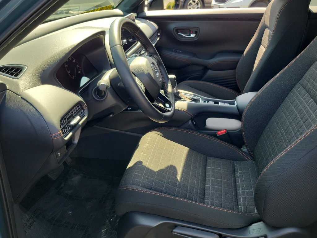 Used 2027 Honda HR-V Sport image 18