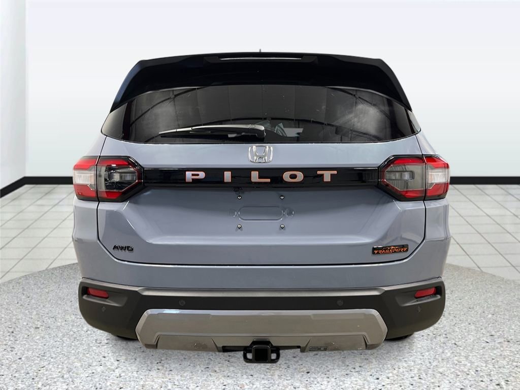 New 2026 Honda Pilot TrailSport image 4