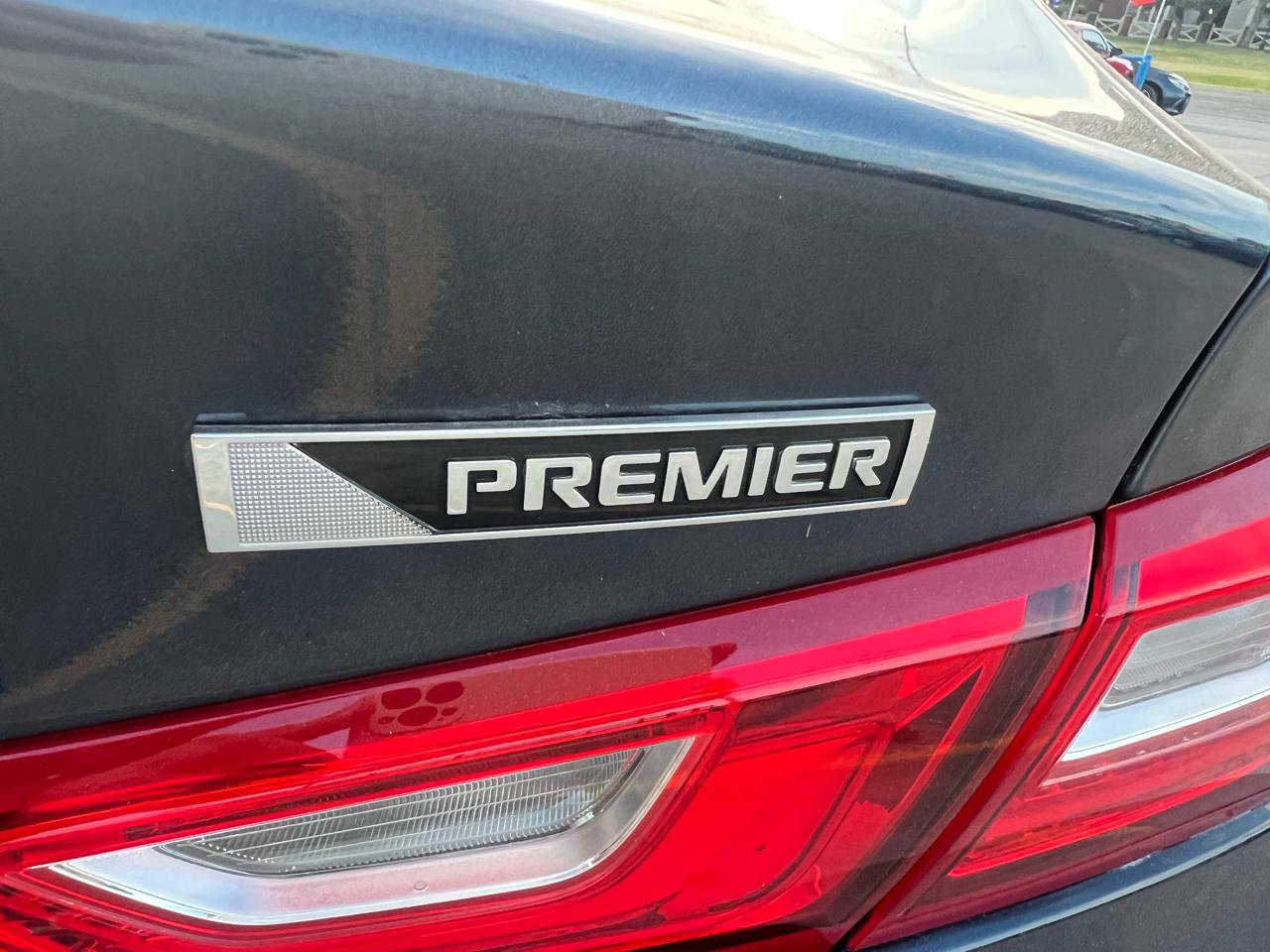 Used 2017 Chevrolet Malibu Premier w/ Premier Sun and Wheel Package FWD image 34