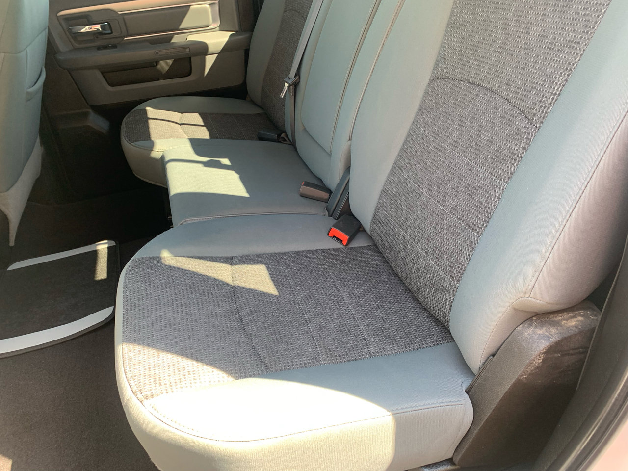 Used 2019 RAM 1500 Classic SLT w/ Luxury Group image 21