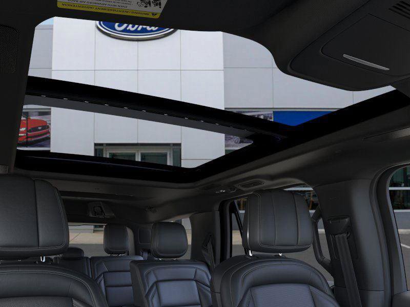 New 2025 Lincoln Navigator Reserve w/ Jet Appearance Package image 22