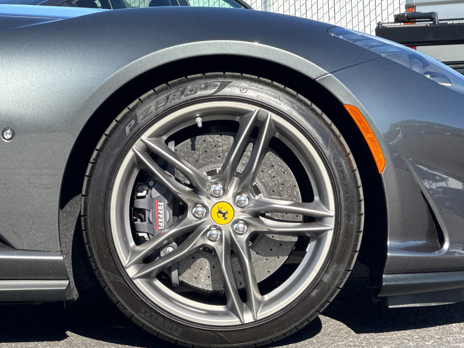 Used 2022 Ferrari 812 GTS image 31