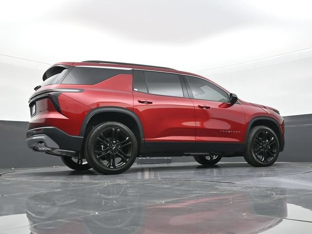 New 2026 Chevrolet Traverse LT w/ LPO, Floor Liner Package FWD image 39