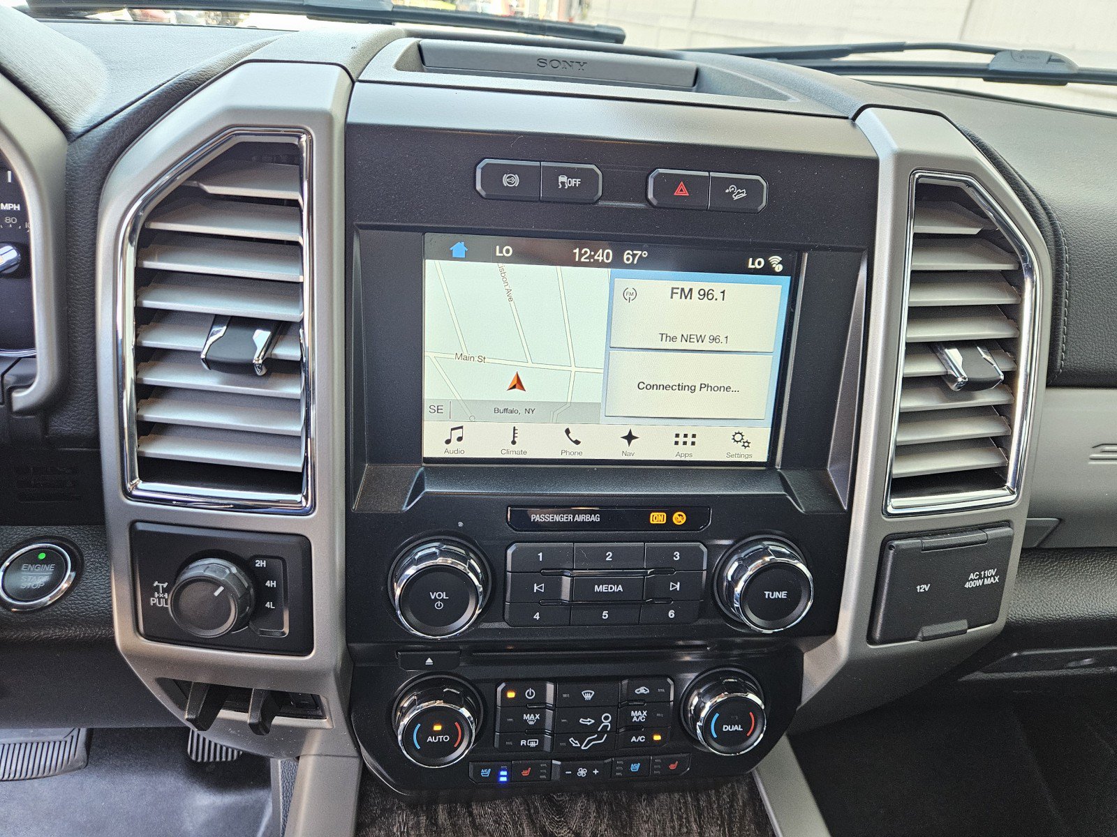 Used 2017 Ford F350 Lariat w/ Lariat Ultimate Package AWD/4WD image 11