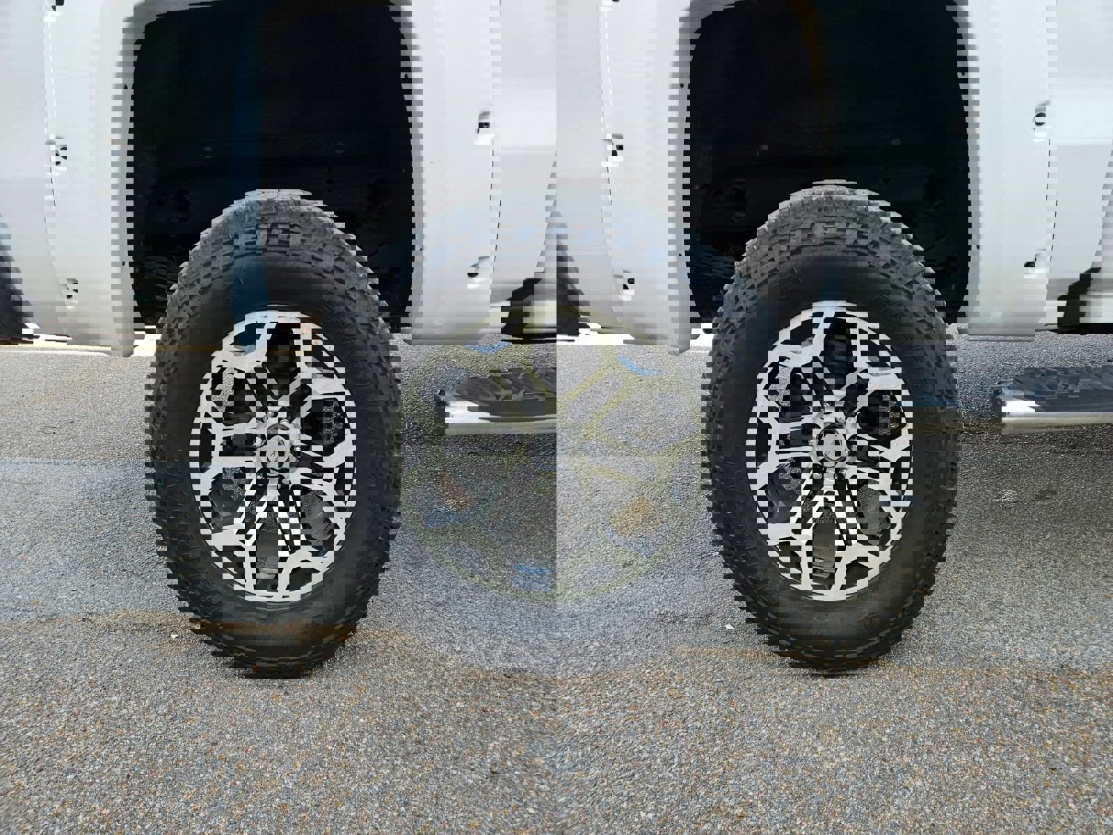 Used 2018 GMC Sierra 1500 SLT AWD/4WD image 29