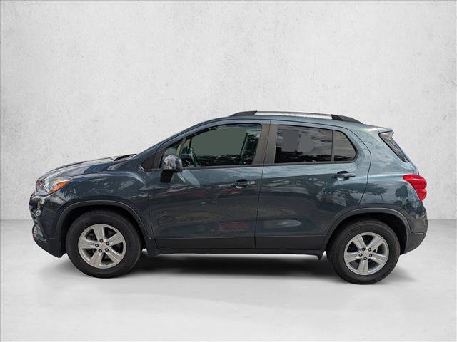 Used 2021 Chevrolet Trax LT w/ LT Convenience Package image 9