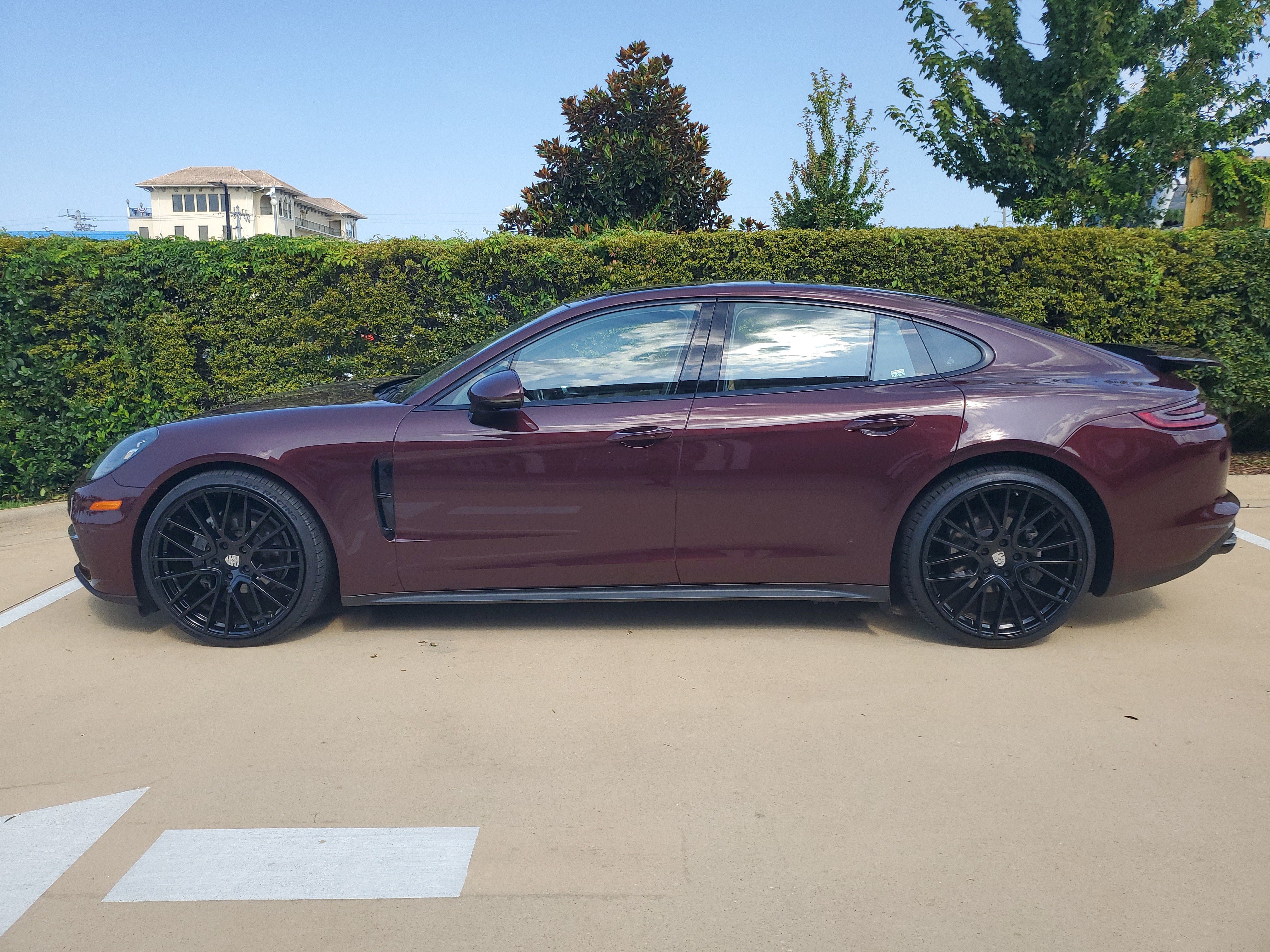 Used 2020 Porsche Panamera 4 AWD/4WD image 2