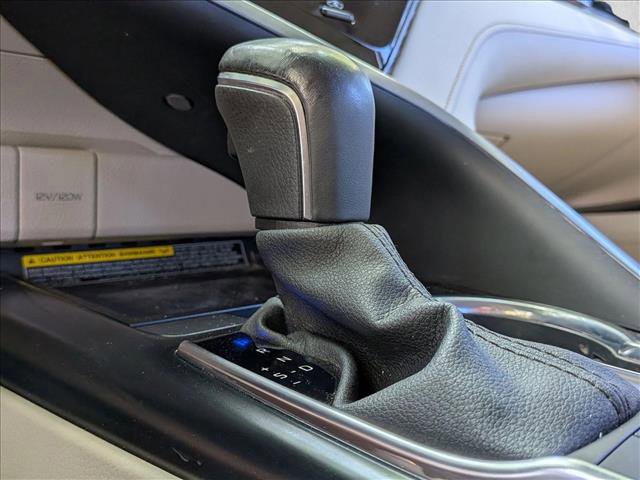 Used 2020 Toyota Camry XLE FWD image 14