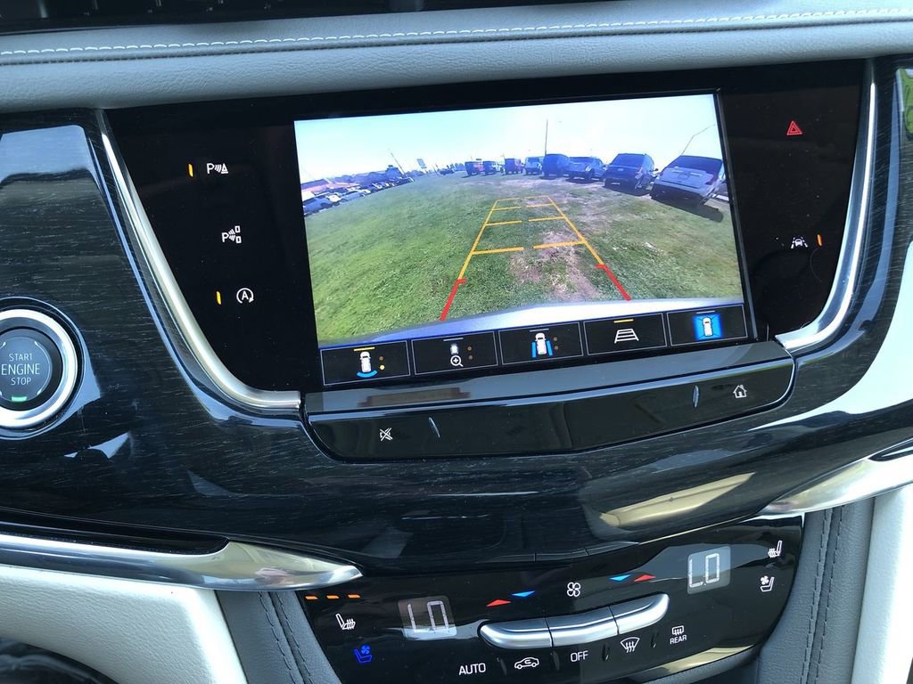 Used 2023 Cadillac XT6 Premium Luxury w/ Technology Package AWD/4WD image 22