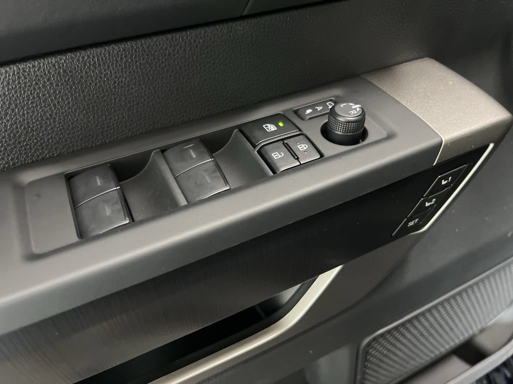 New 2026 Toyota Tundra Platinum AWD/4WD image 5
