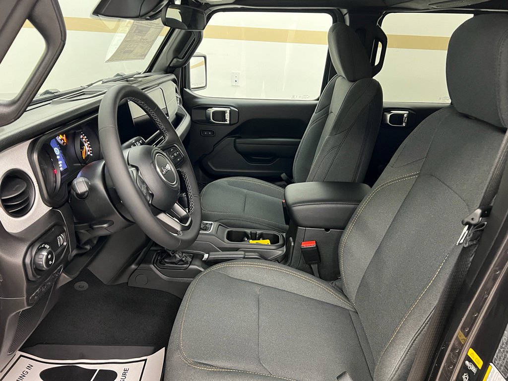 New 2026 Jeep Gladiator Sport image 3