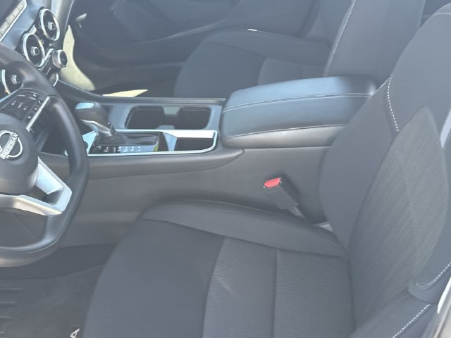 Certified 2024 Nissan Sentra SV FWD image 12