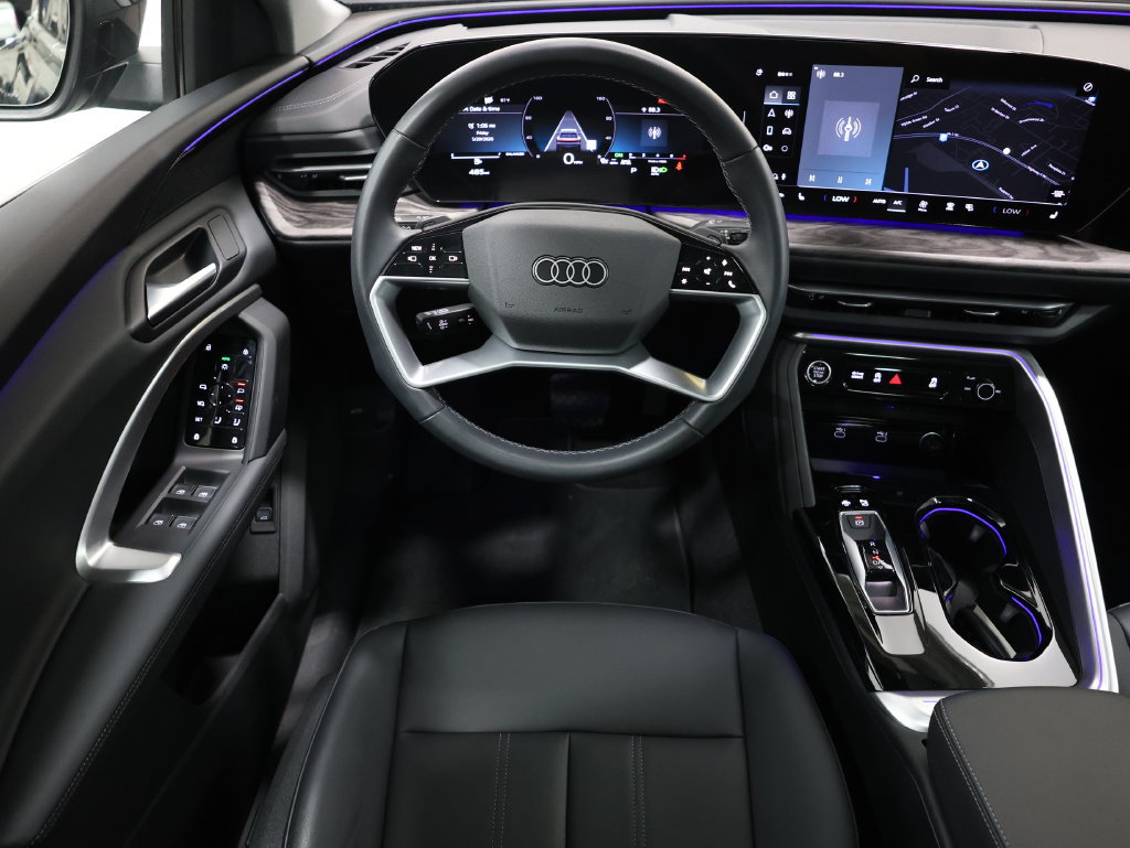 Used 2025 Audi Q5 Premium w/ 19" Wheel Package AWD/4WD image 16