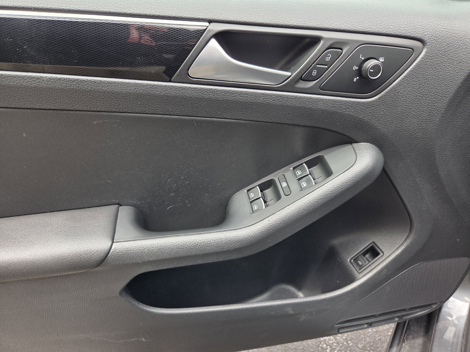 Used 2016 Volkswagen Jetta SEL image 7