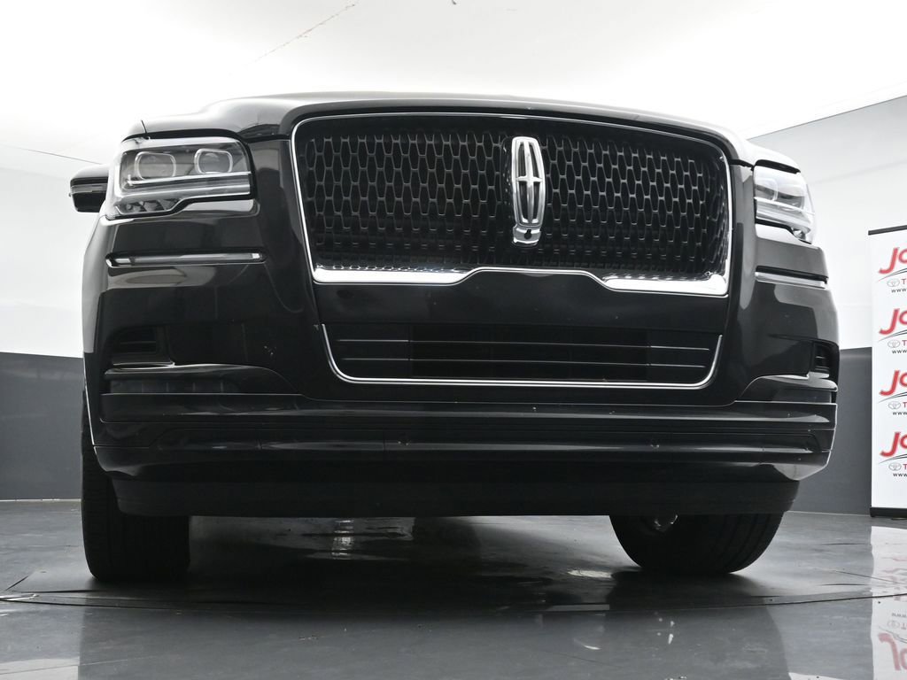 Used 2022 Lincoln Navigator Reserve AWD/4WD image 19