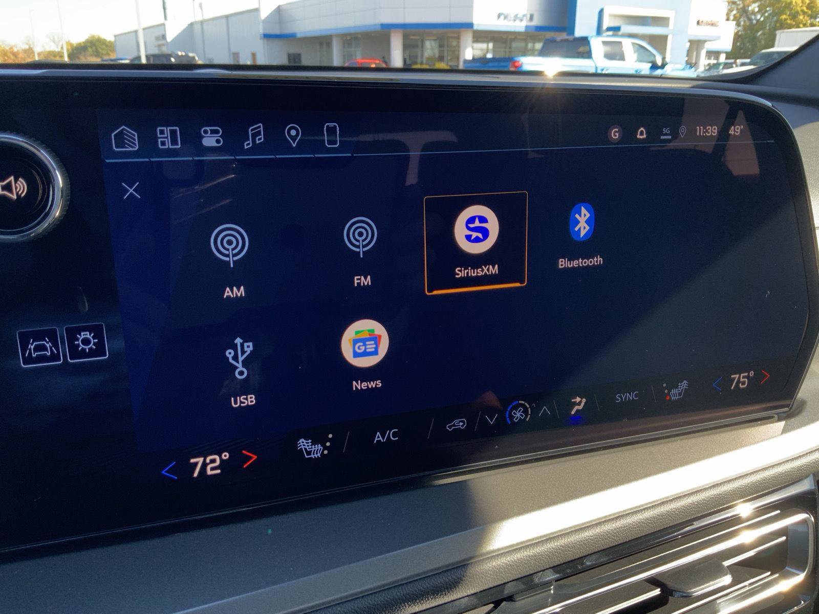 New 2026 Chevrolet Traverse LT w/ Driver Confidence Package image 40