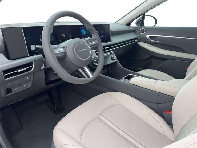 New 2026 Hyundai Sonata SEL AWD/4WD image 14