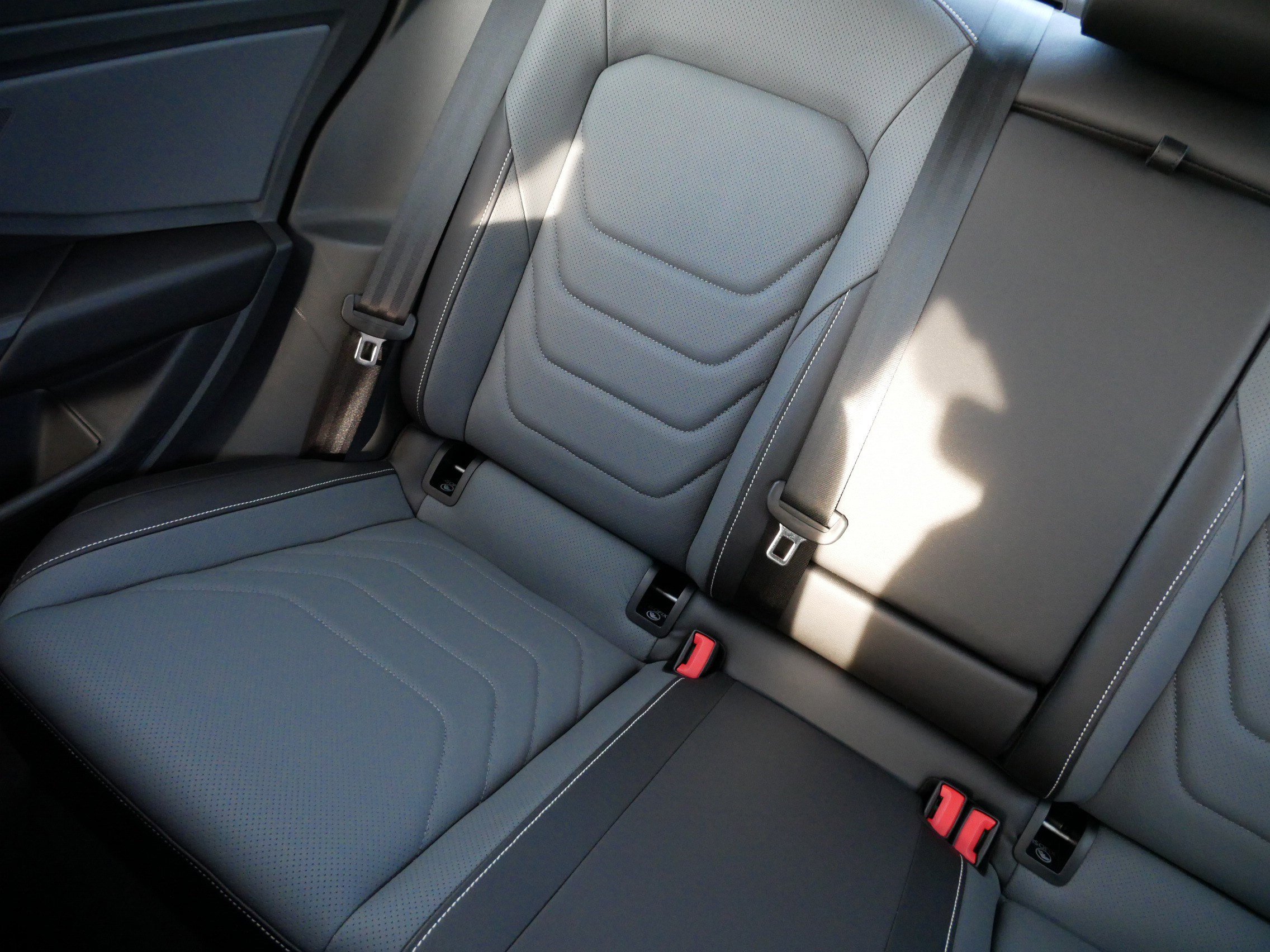 Certified 2025 Volkswagen Jetta SEL image 12