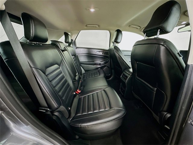 Used 2024 Ford Edge SEL image 7