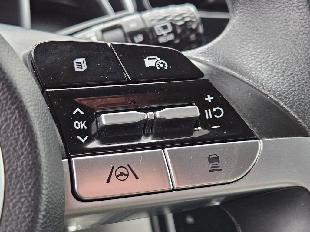 Certified 2023 Hyundai Tucson SE image 18